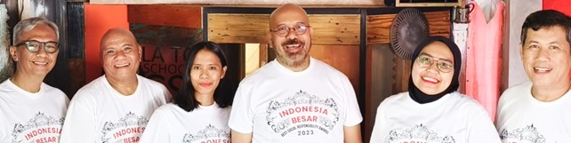 Tim Management La Tofi School of Social Responsibility